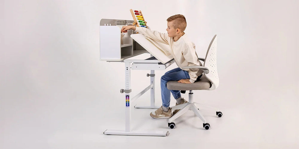 Dlaczego ergonomiczne biurko to inwestycja w przyszłość twojego dziecka?