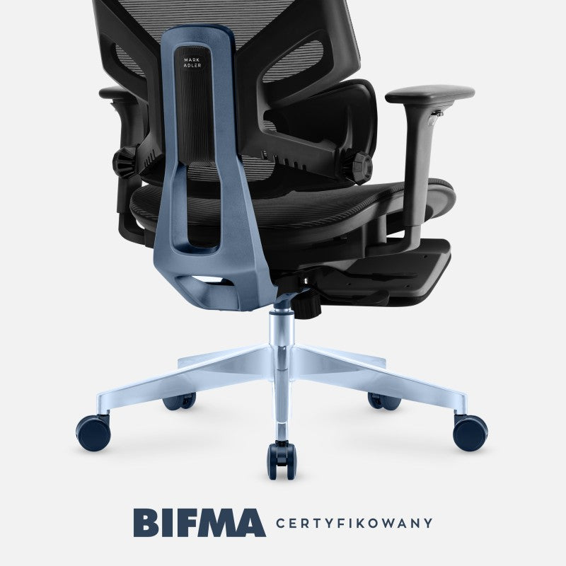 Fotel ergonomiczny z podnóżkiem Mark Adler Expert 8.7 Black Mesh