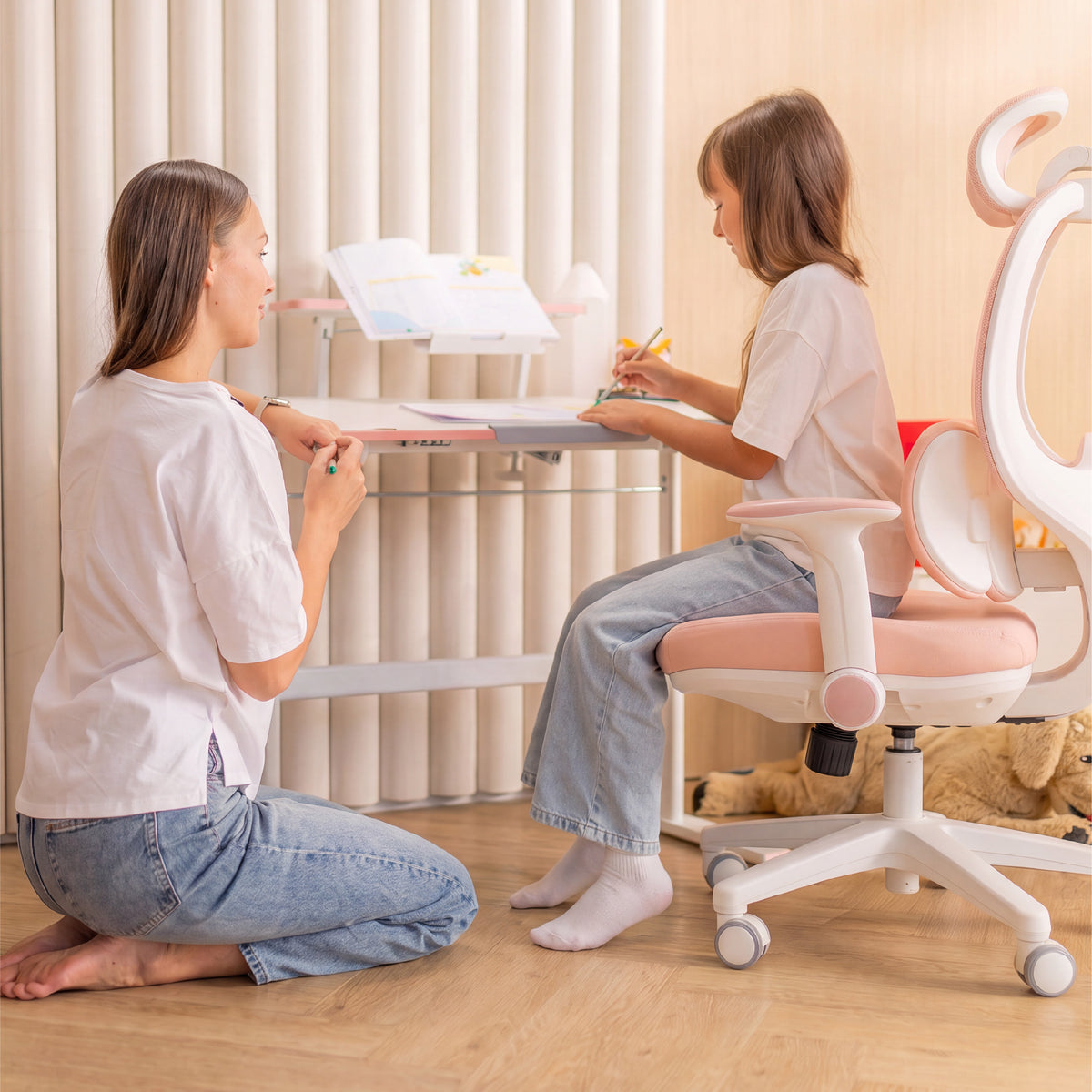 Sillón ergonómico para niños Mark Adler Junior 6.3 Pink